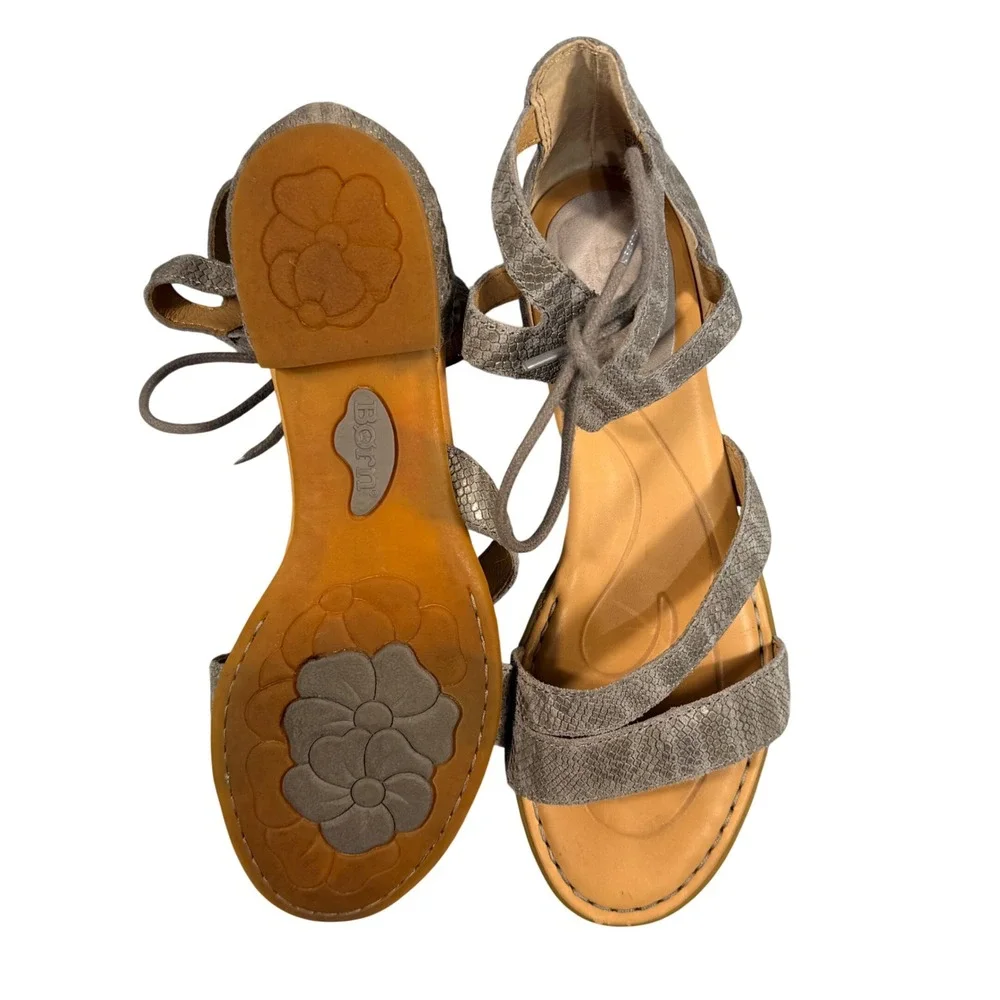 Born‎ Womens 6M Grey Snakeskin Leather Lace Up Gladiator Flat Sandals F17422